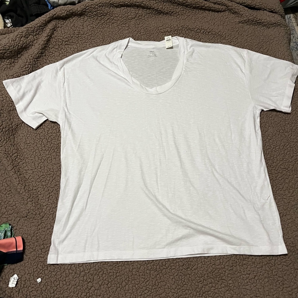 NWT Women’s Aerie White Tee